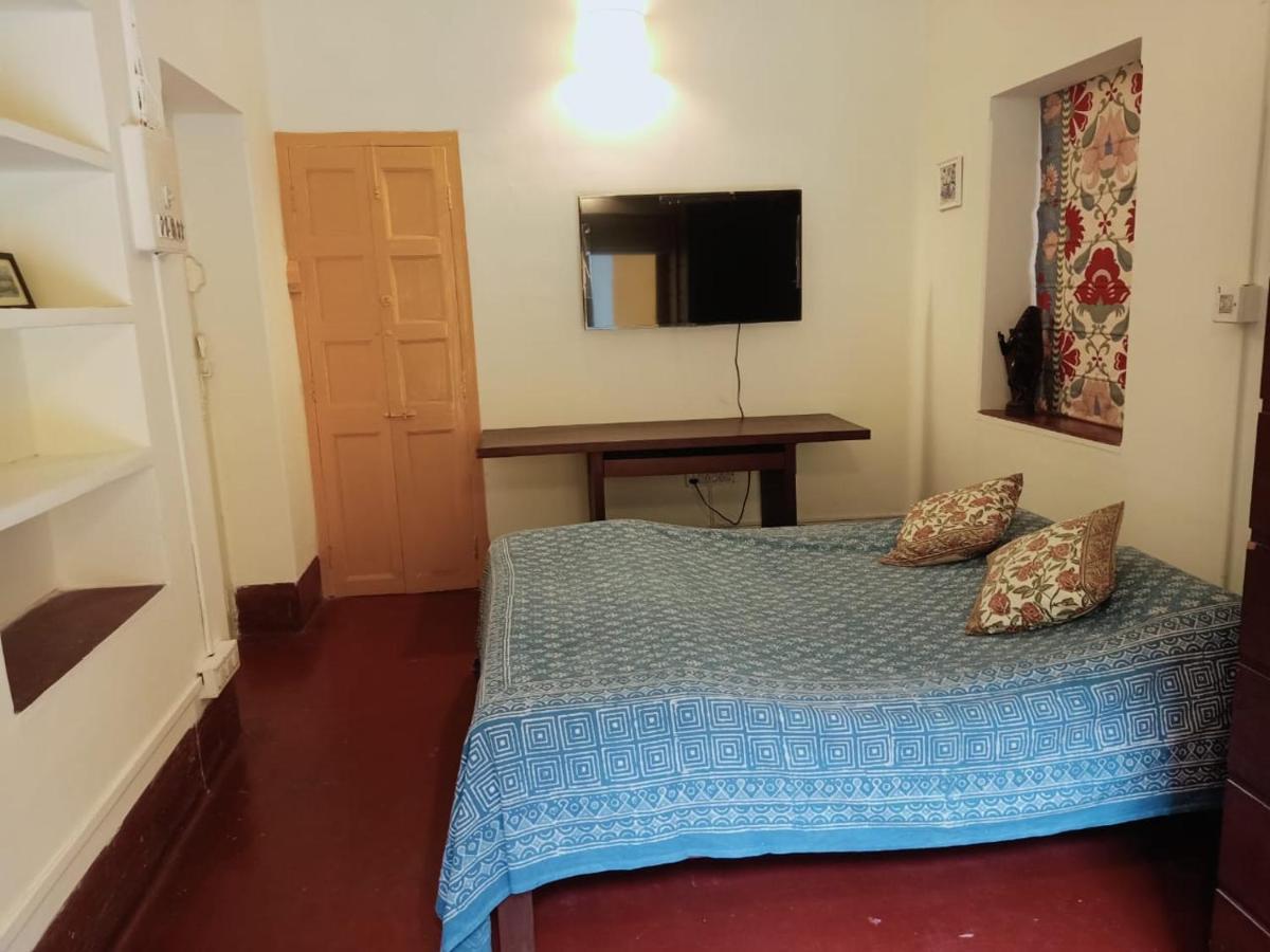 5/4 - Calcutta'S Freshest Bnb Bagian luar foto