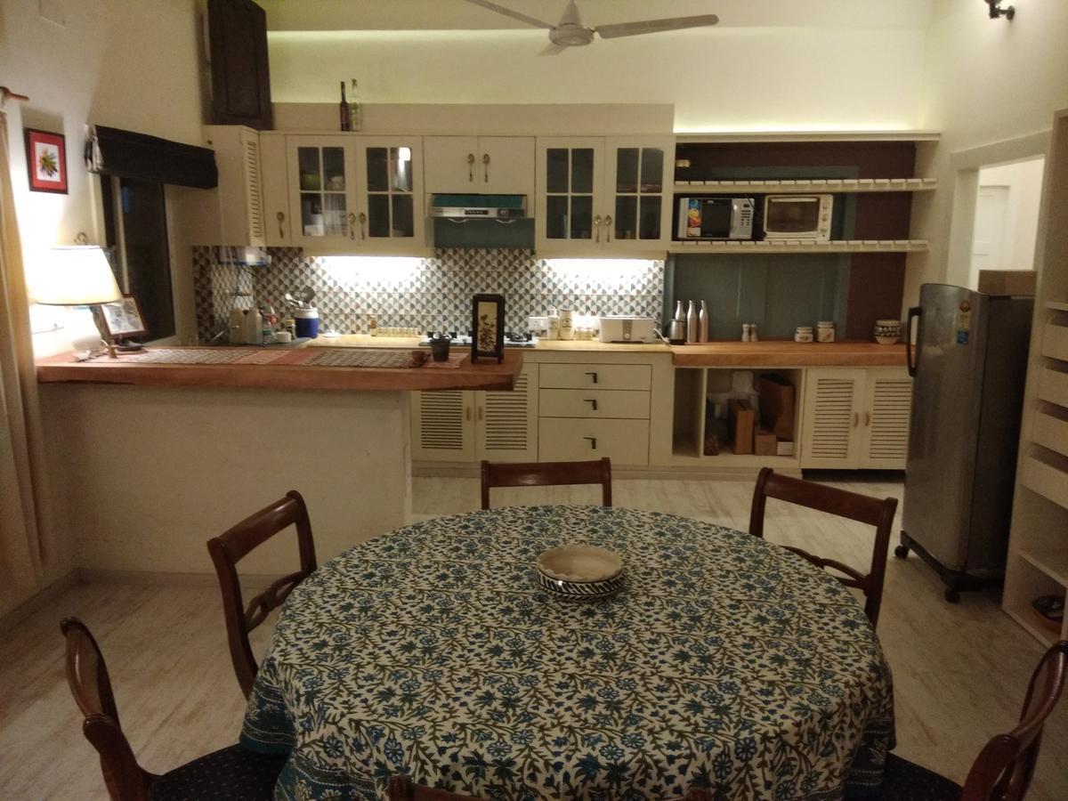 5/4 - Calcutta'S Freshest Bnb Bagian luar foto