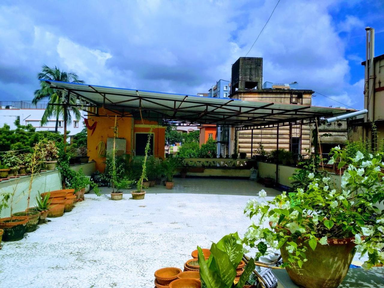 5/4 - Calcutta'S Freshest Bnb Bagian luar foto