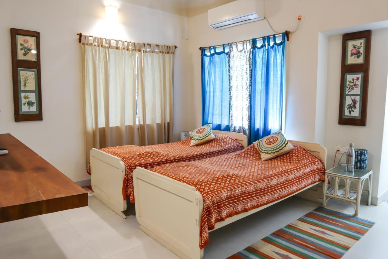 5/4 - Calcutta'S Freshest Bnb Ruang foto